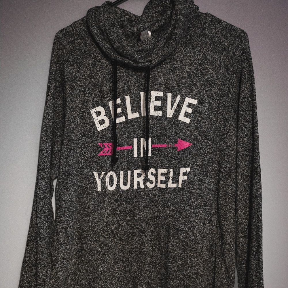 Brand: no boundaries / Size: XL / Color: gray